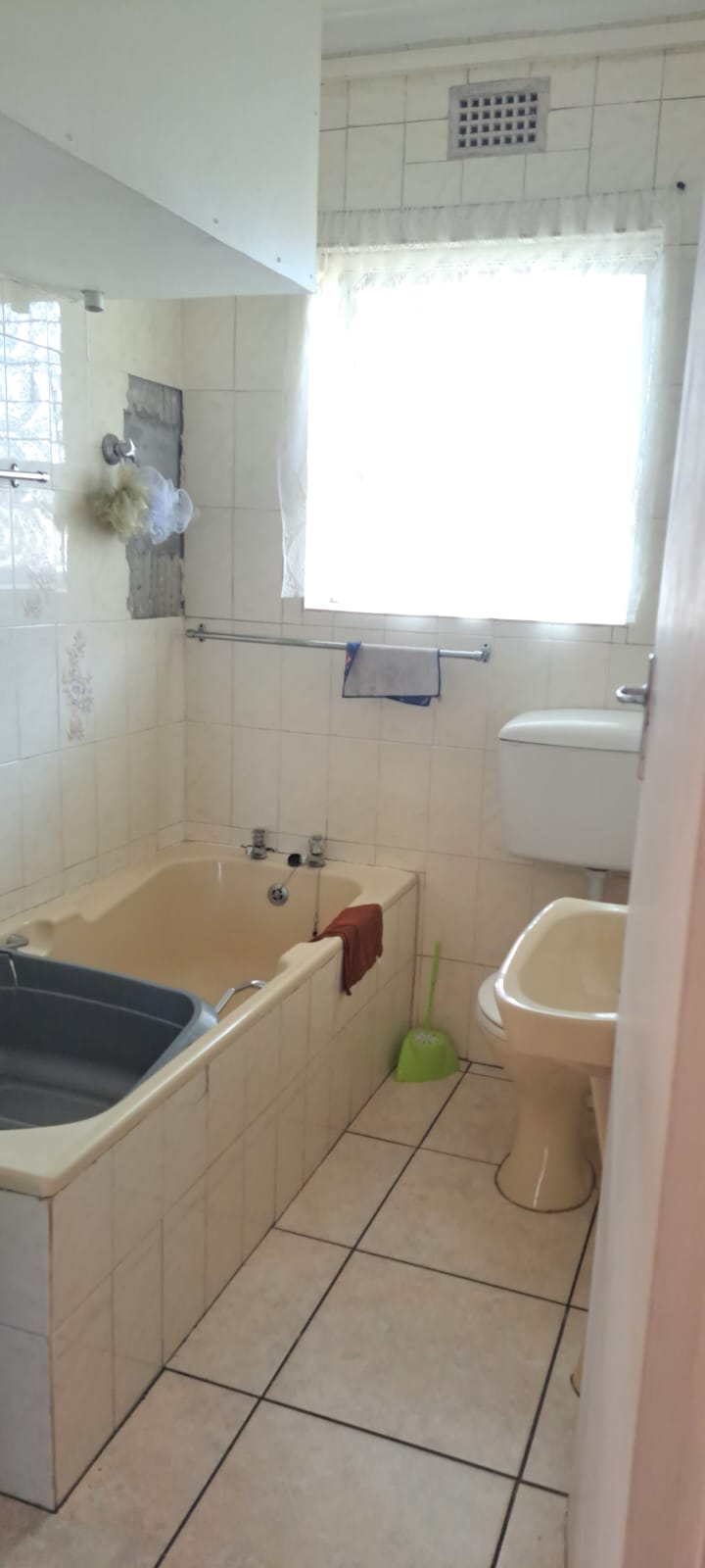 2 Bedroom Property for Sale in Bellville Central Western Cape